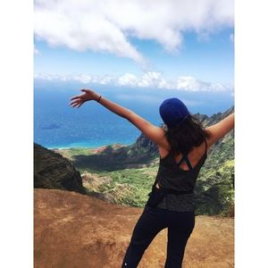 Meet your Posher, April